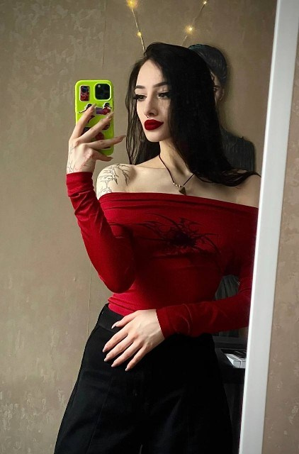 Модели для съёмок товаров на маркетплейсах. Фотограф Татьяна Марсуверских Жуковский. Фотограф для маркетплейсов, фотоуслуги в Жуковском Татьяна Марсуверских