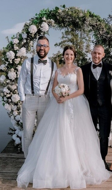 Ведущий Сурай. Подрядчики и друзья сети свадебных площадок House for wedding