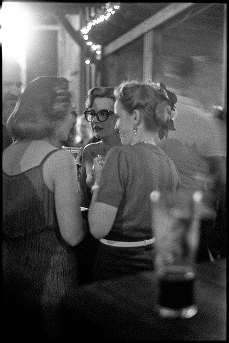 Улица-фотография. Аналоговые карточки