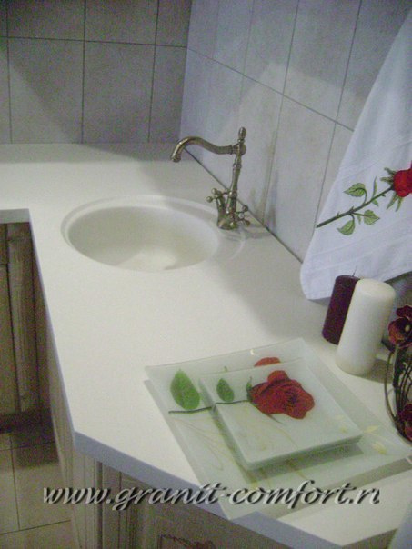 Столешницы на угловой кухонный гарнитур. Гранит-Комфорт|Столешницы из искусственного камня в Перми |Пермь