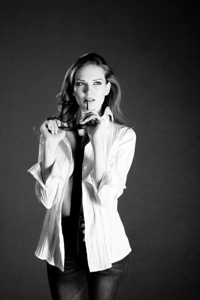 Индивидуальная. ONAY studio Алматы. Фотостудия Алматы. Фотограф Алматы. Недорогая фотосессия Алматы