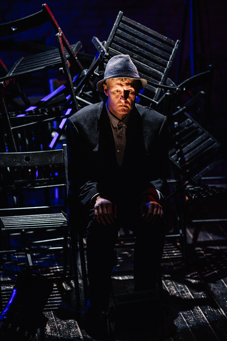 «СТУЛЬЯ» спектакль. Фотограф Михаил Ряховский