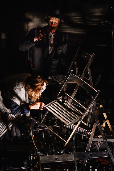 «СТУЛЬЯ» спектакль. Фотограф Михаил Ряховский