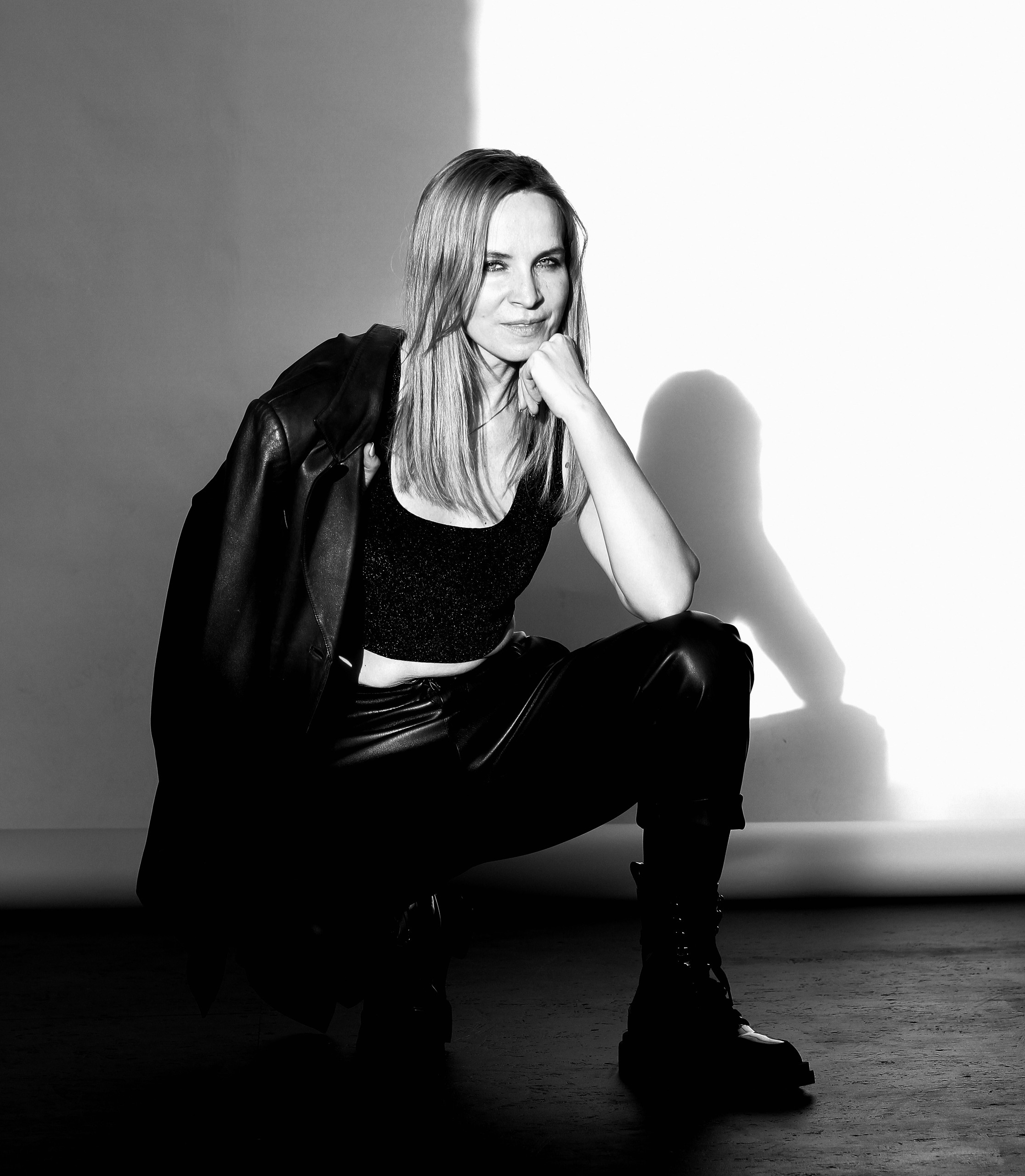 Контакты. Фотограф Юлия Мальцева