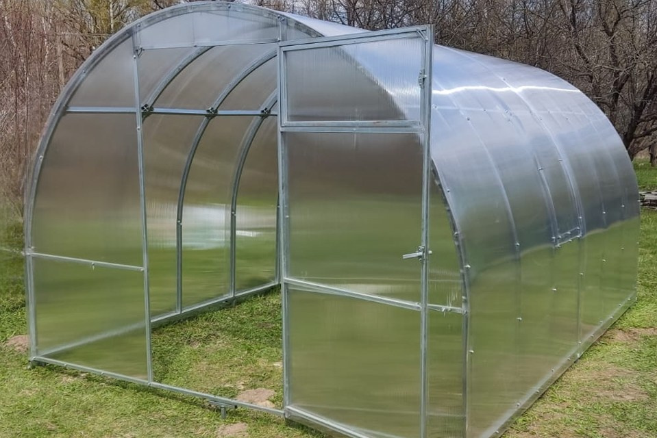 Арочные теплицы. Тепличный квартал