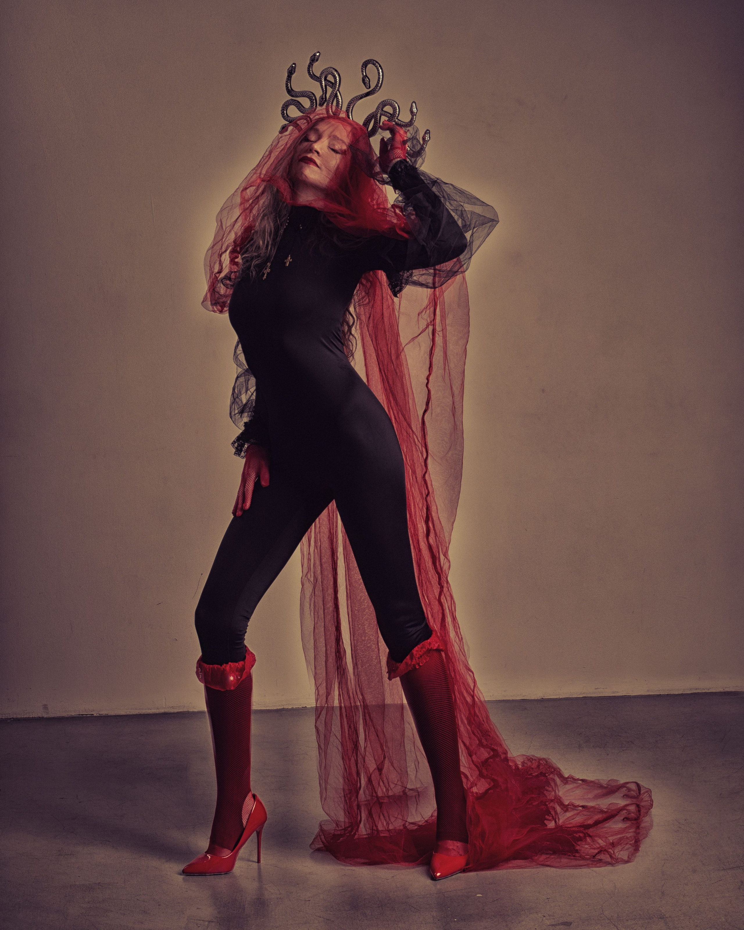 Andrei Vyazovtsev. Yulia Yurchevskaya | Art Director & Visual Visionary