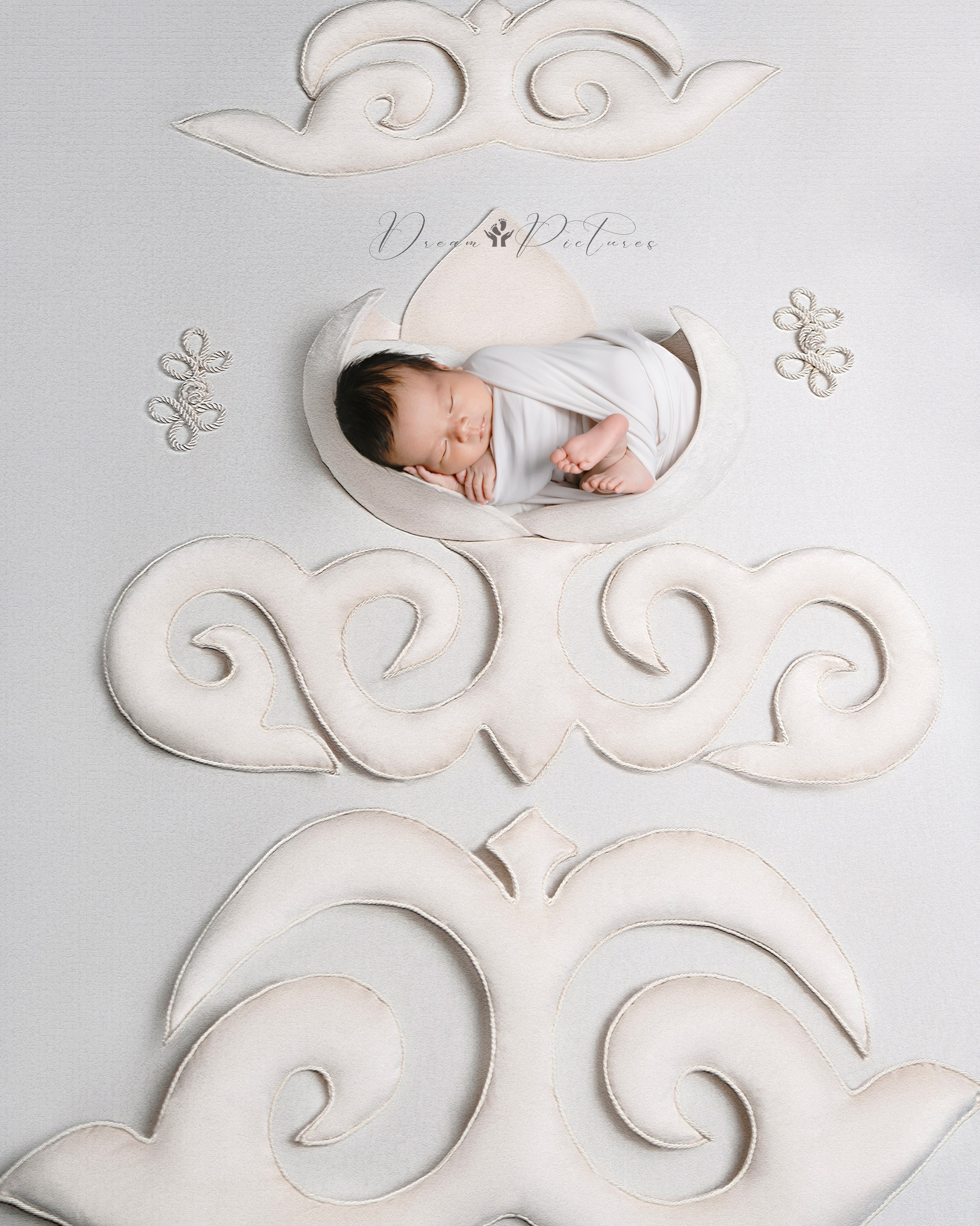 Амира-ньюборн фотограф в Астане,провожу фотосессии новорожденных в авторском стиле TUMAR & OYU BORN. Этнические орнамены,забота о малыше, и уникальный стиль в каждой детали.