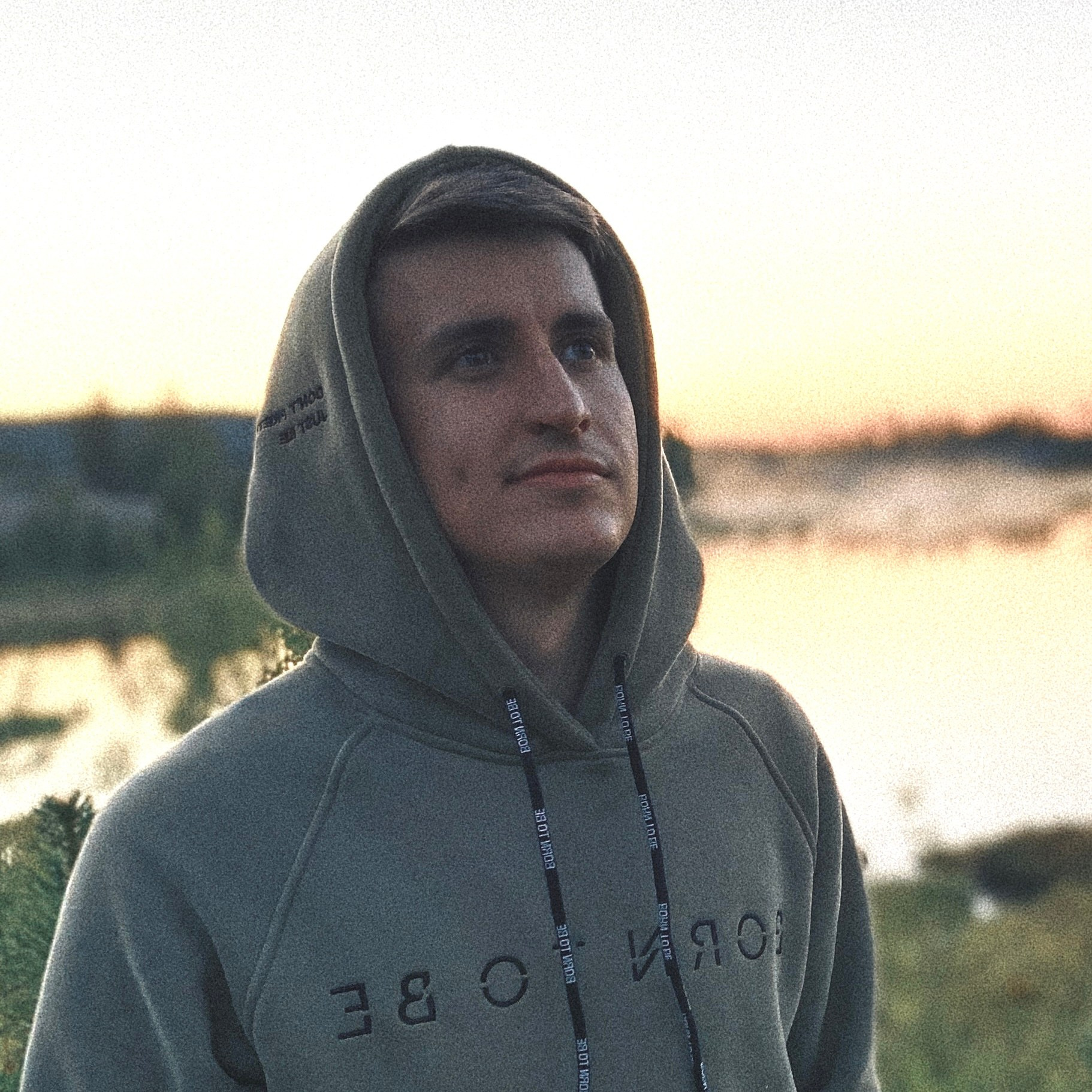 About. Оператор постановщик Денис Трегубов