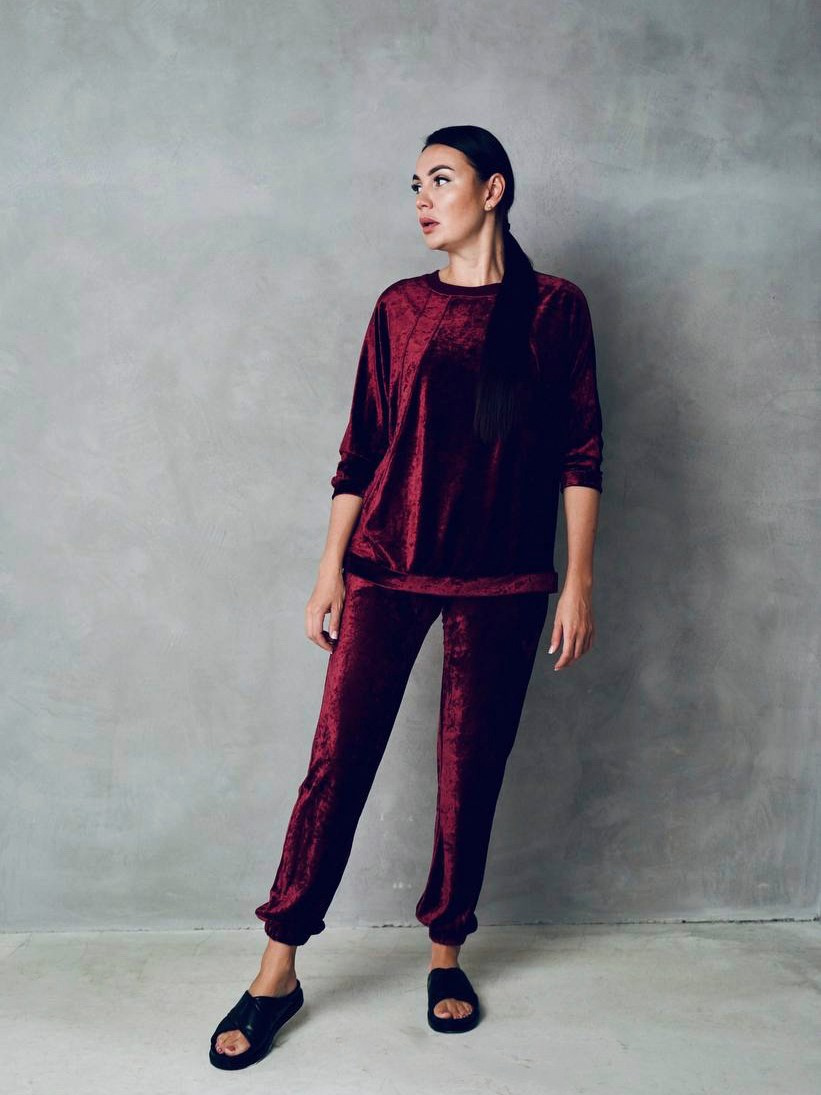 Женская одежда, бренд женской одежды, PIKANTO, одежда с минималистичным дизайном и расслабленными силуэтами. PIKANTO — бренд женской одежды