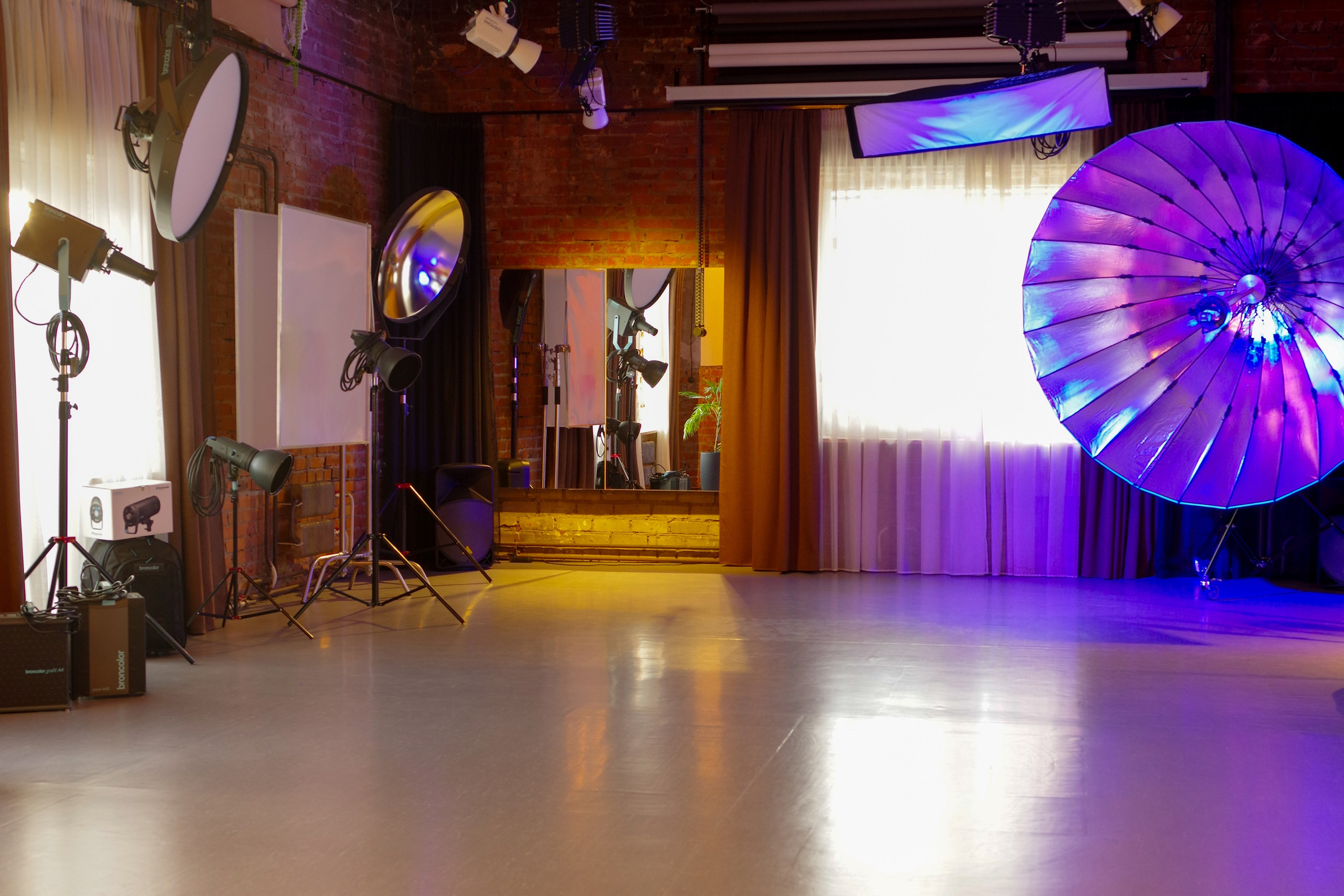 Аренда лофта. Фото & Видео студия XIMIYA