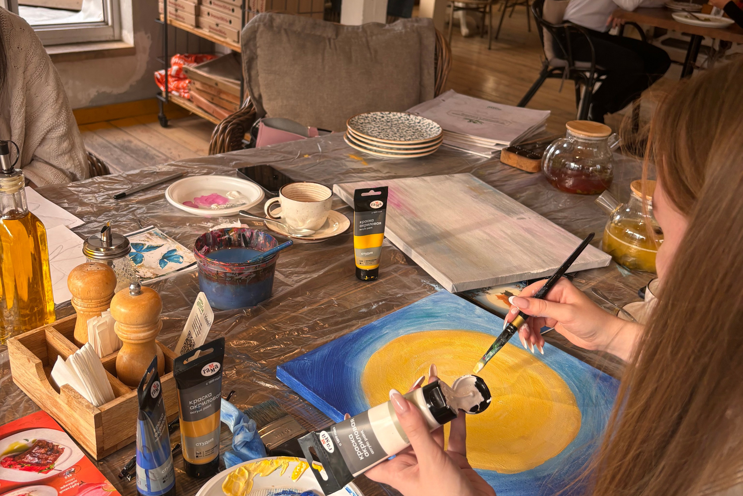 Корпоративы и арт-мероприятия. ART.KARAS — студия кастомизации одежды и арт-мероприятий