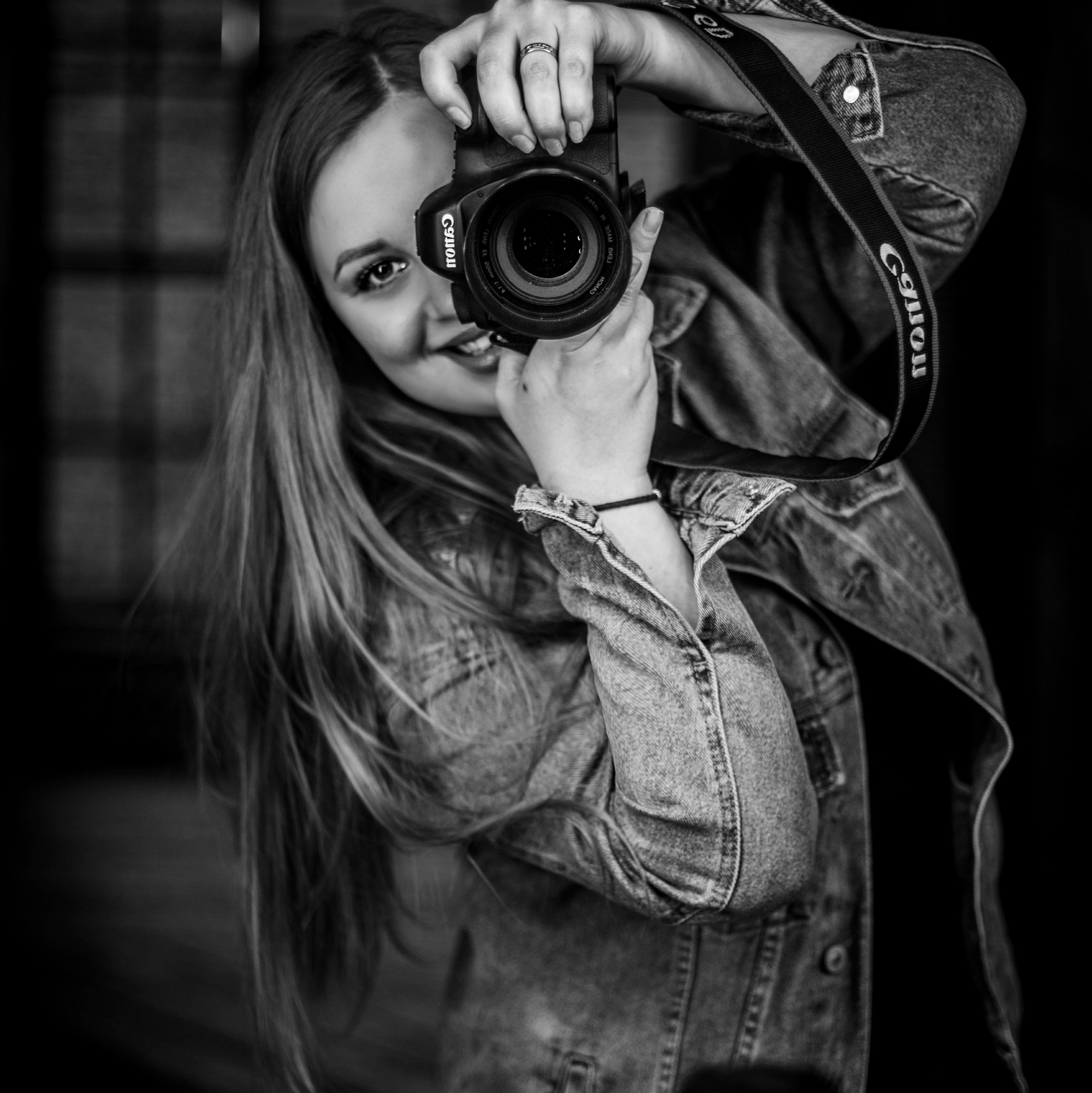 Контакты. Фотограф Евгения Климова