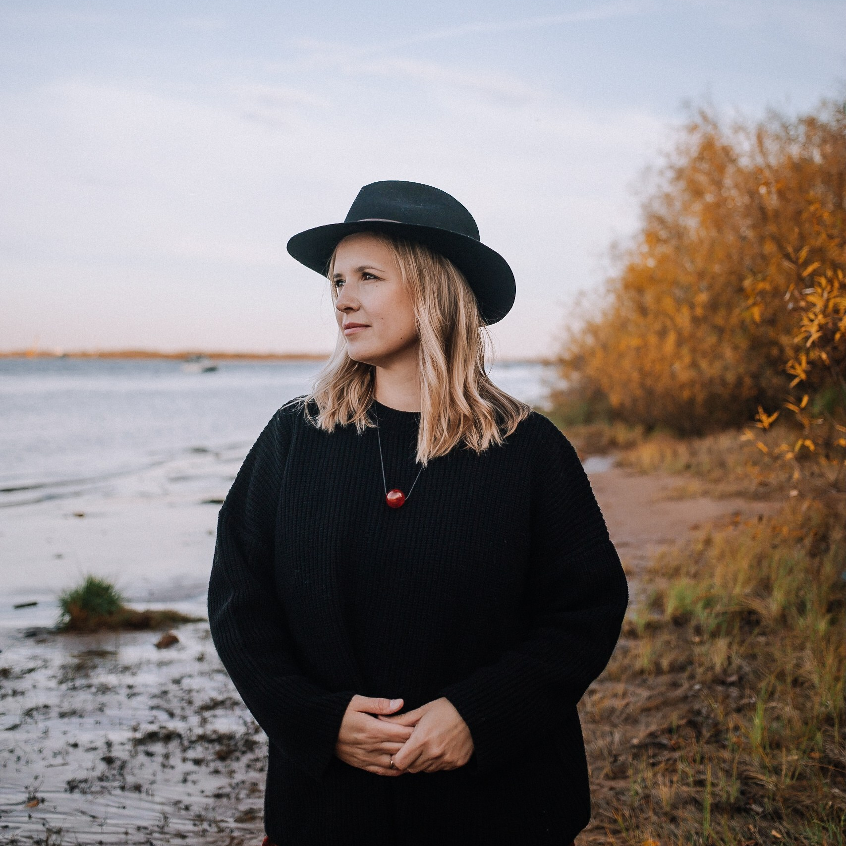 Контакты. Фотографии с любовью