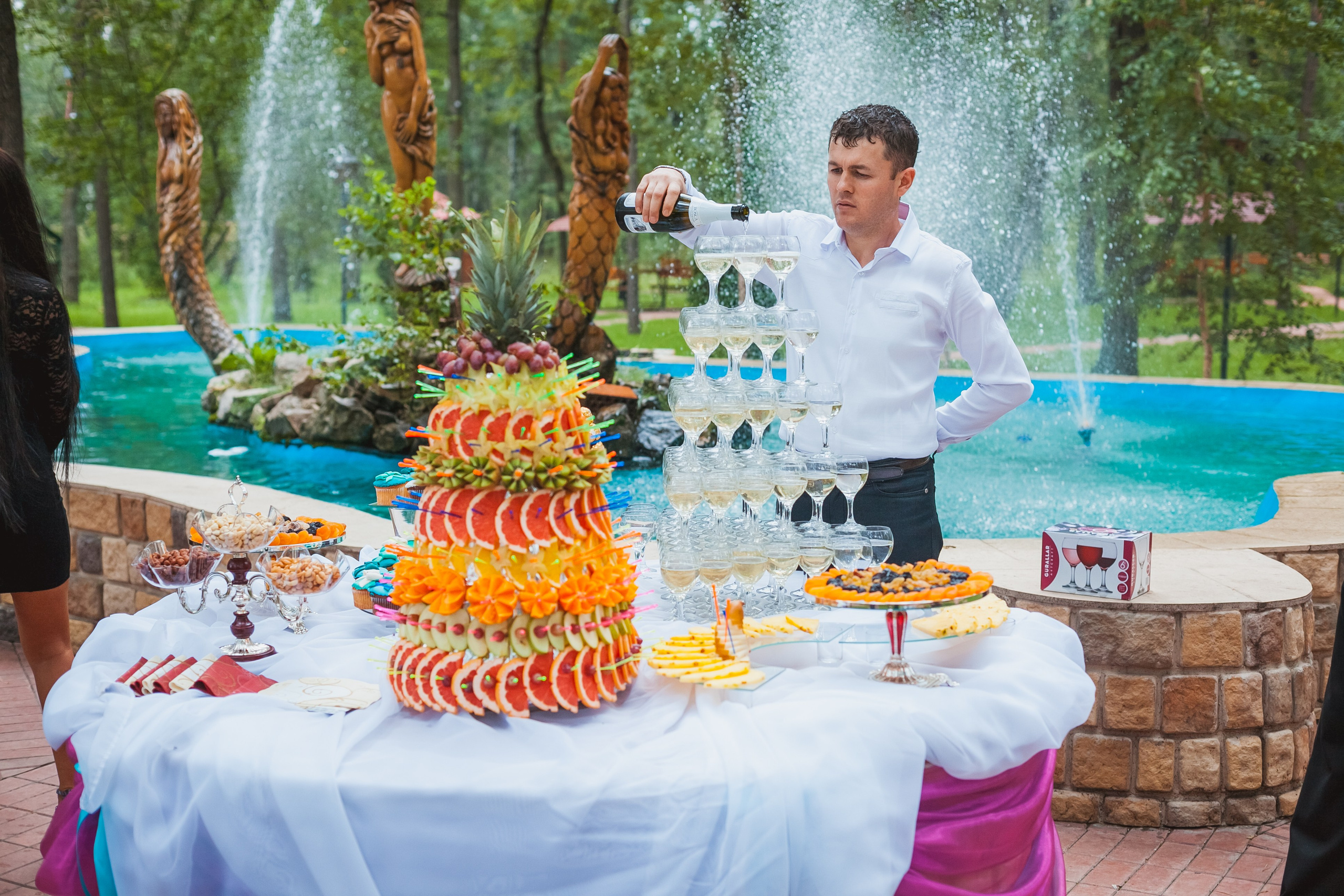 БАНКЕТНЫЙ ЗАЛ. ЛЕСОПАРК | Загородное кафе