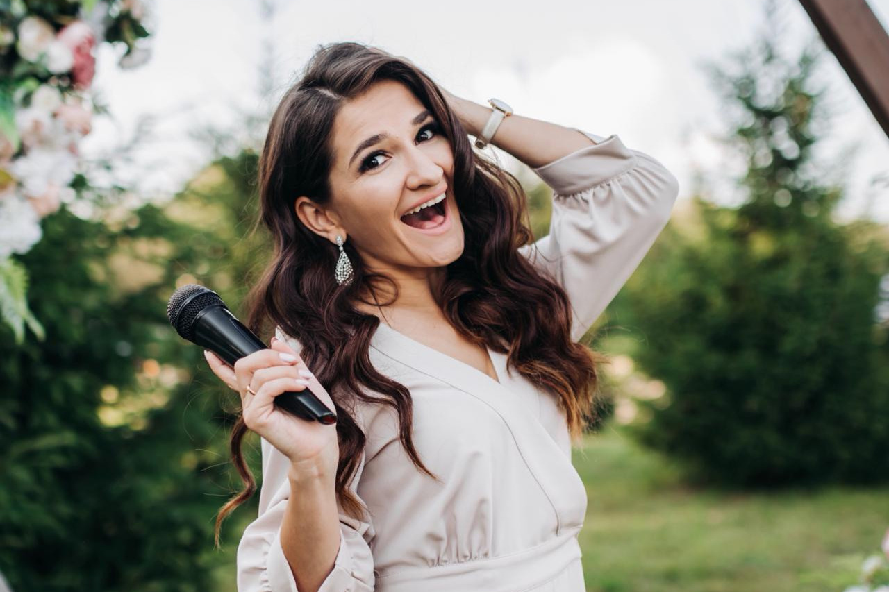 Ведущие Ботаника. Подрядчики и друзья сети свадебных площадок House for wedding