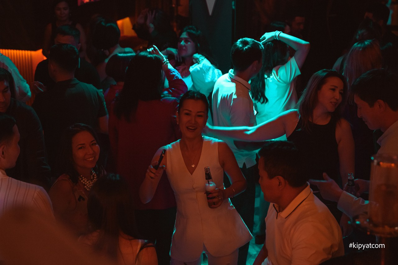 Панаехали на Туране. Астана Кипятком