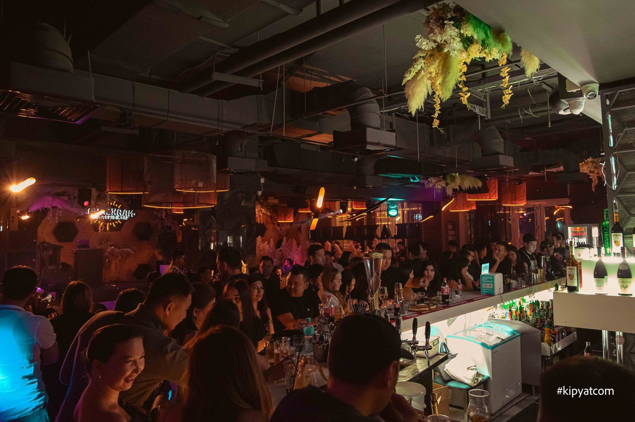 Панаехали бц Москва. Астана Кипятком