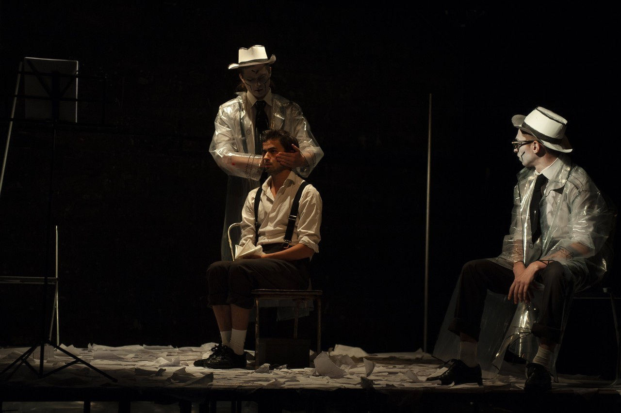 Подушка не то, чем кажется. Журнал о самом особенном. Пермь и Пермский край