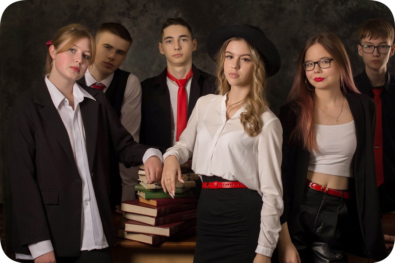 Заказать альбом 3 разворота. Выпускные альбомы Челябинск | Школьный фотограф — Надежда Белоусова