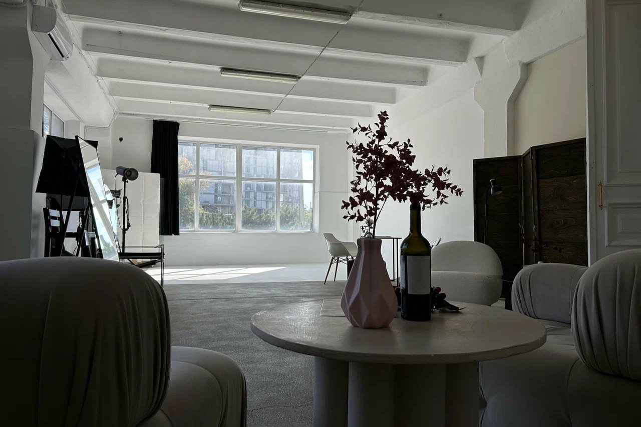 Фотостудии. Коммерческий и Портретный Фотограф Симферополь Крым Максим Махо