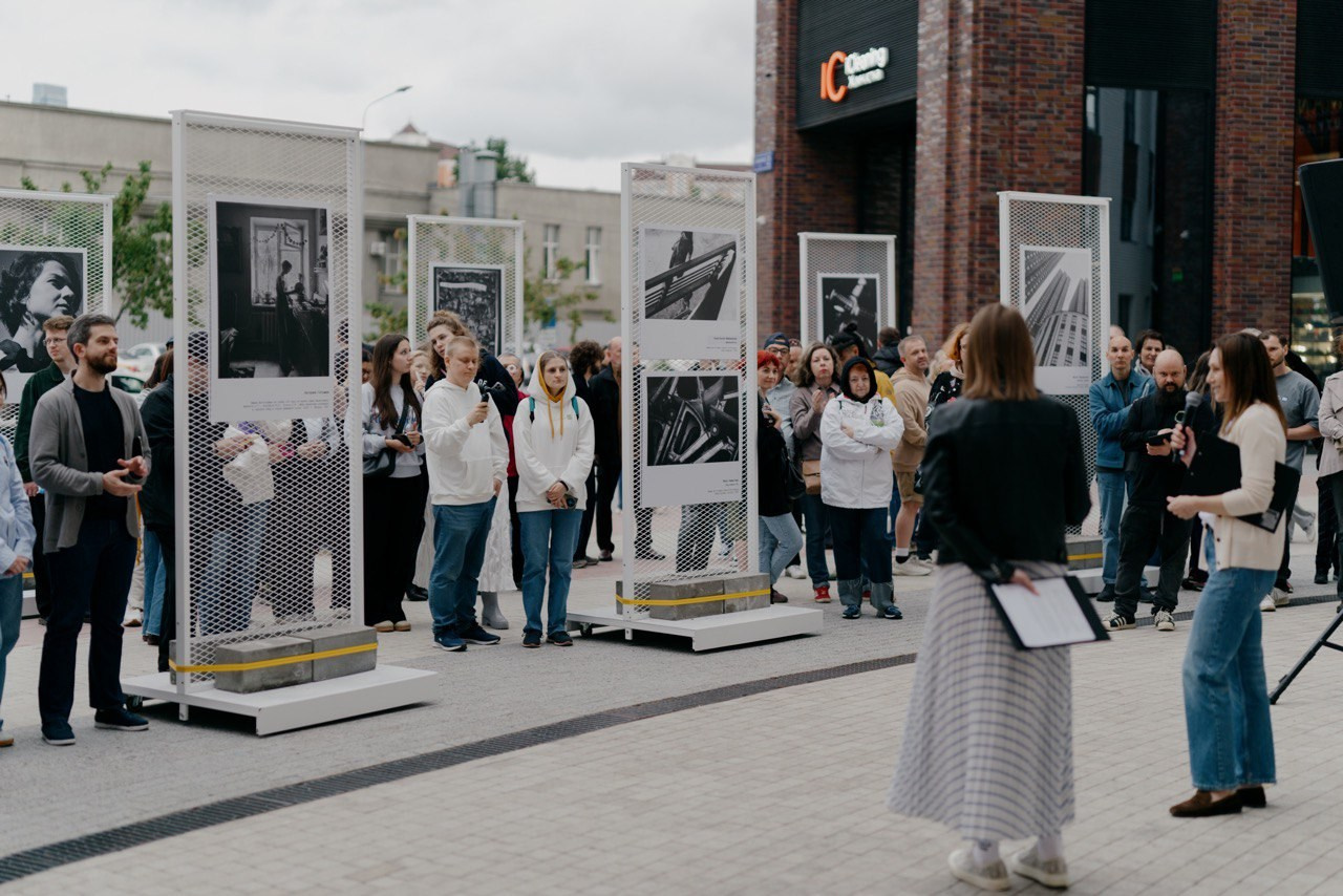 Выставка в Центр Зотов «Ваш ход». Tutta Gnutta