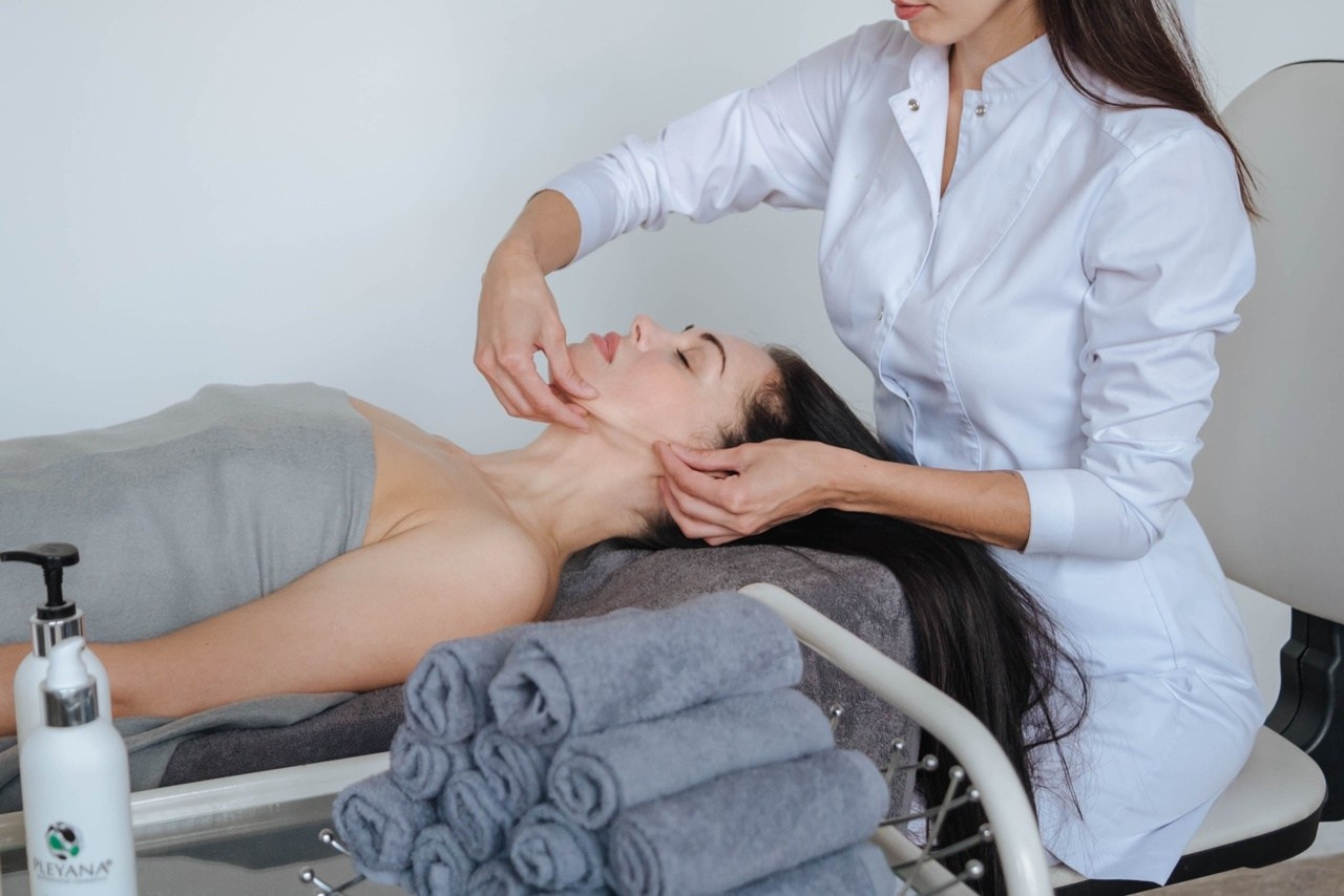 Массаж лица. Эстетист-косметик в Иваново Яна Комова