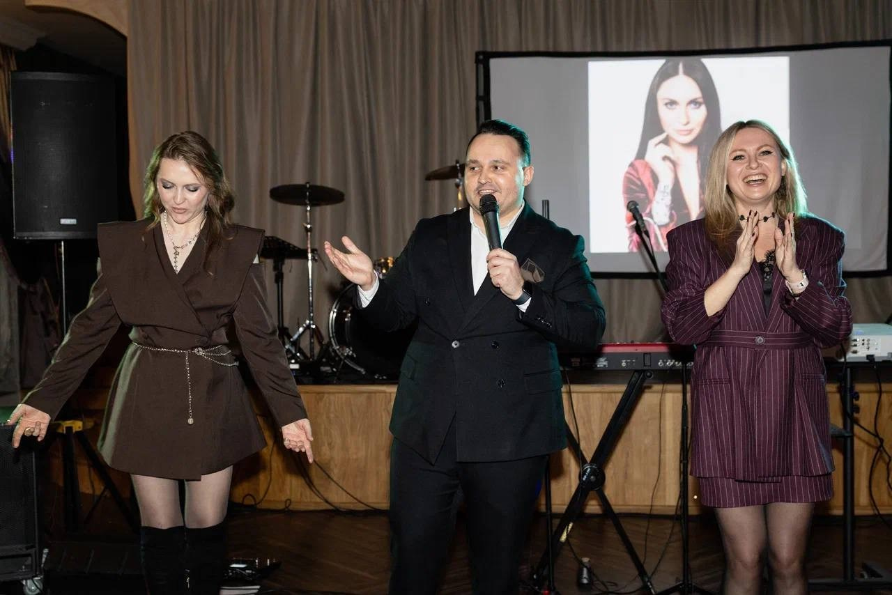 Корпоративы. Ведущий Стас Праздников Свадьба Тюмень