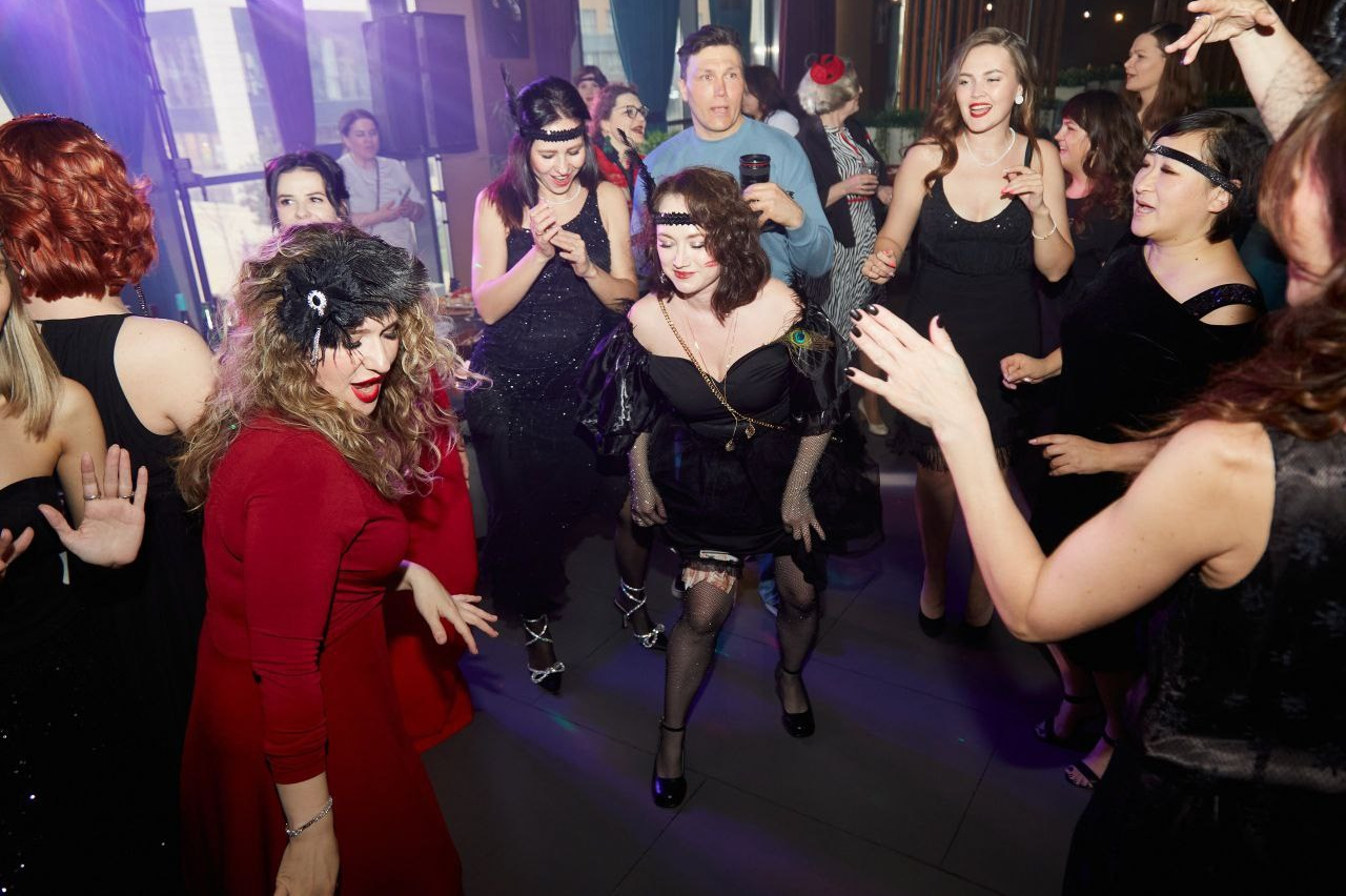 Ведущая мероприятий Анастасия ЮНИСОВА