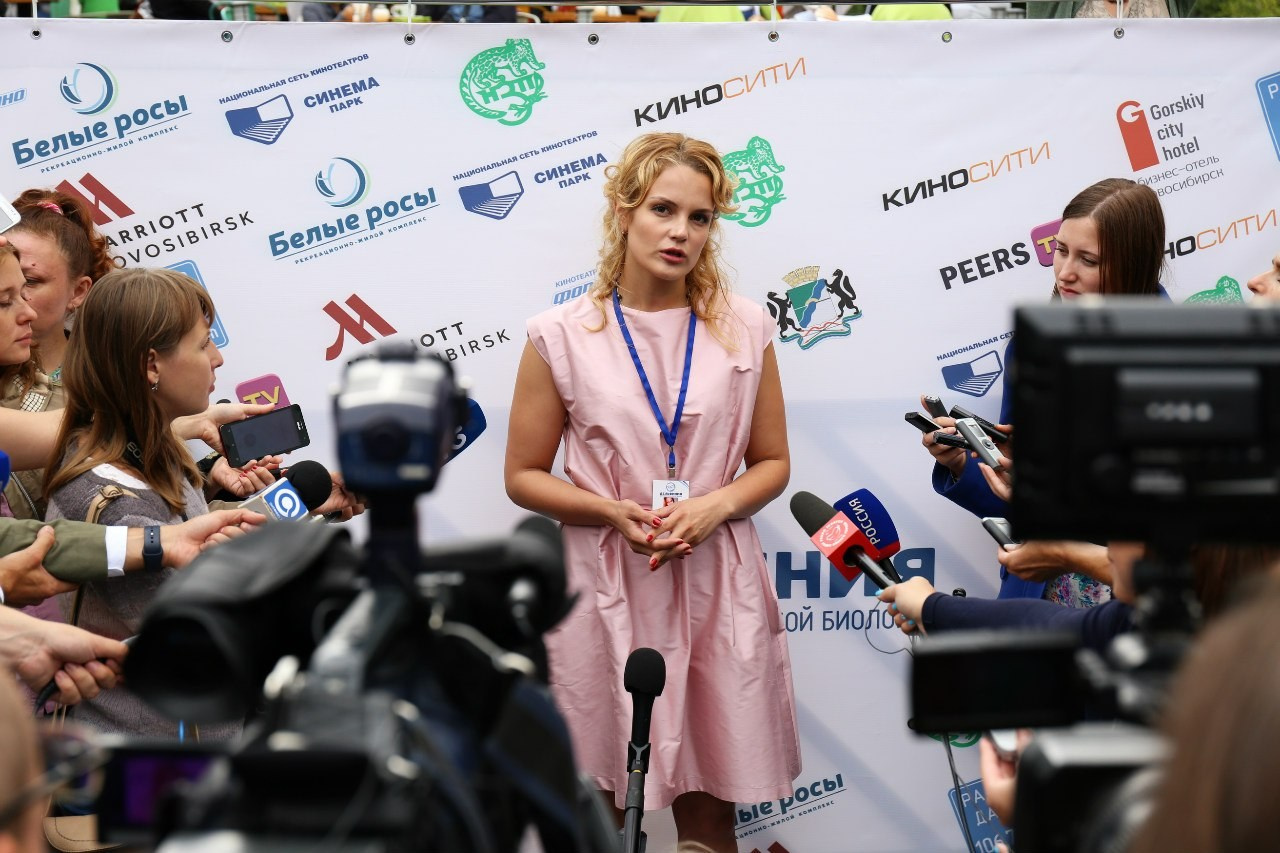 Услуги профессионального фотографа в Новосибирске: все жанры и цены | MIGDA PHOTO. Фотограф в Новосибирске для свадеб, репортажа и бизнеса| MIGDA PHOTO