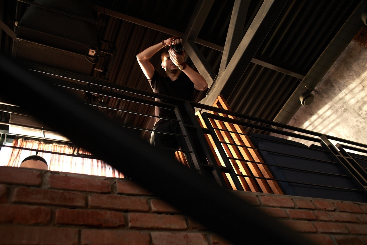 Создание фотографий в городе Оренбург в рамках МК Петрунин. Портретный и предметный фотограф в Москве Курочкин Алексей