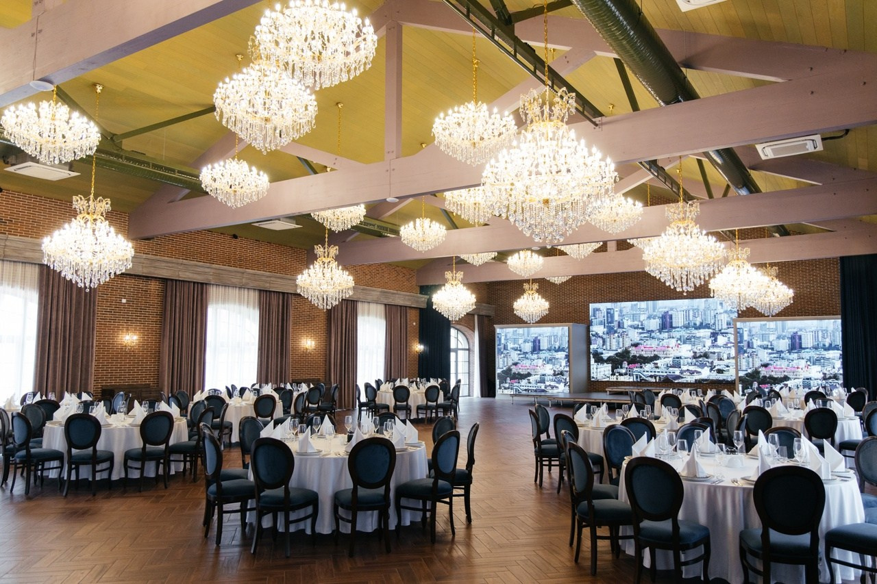 Ресторан и отель для проведения свадьбы River Don Park