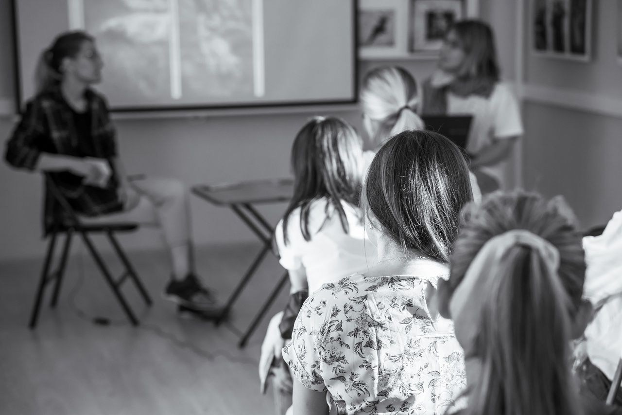 ARTIST-TALK В НЕГАЛЕРЕЯ.АВГУСТ.ОРЕЛ. Арт фотограф Алина Гребешкова, Химки, Москва