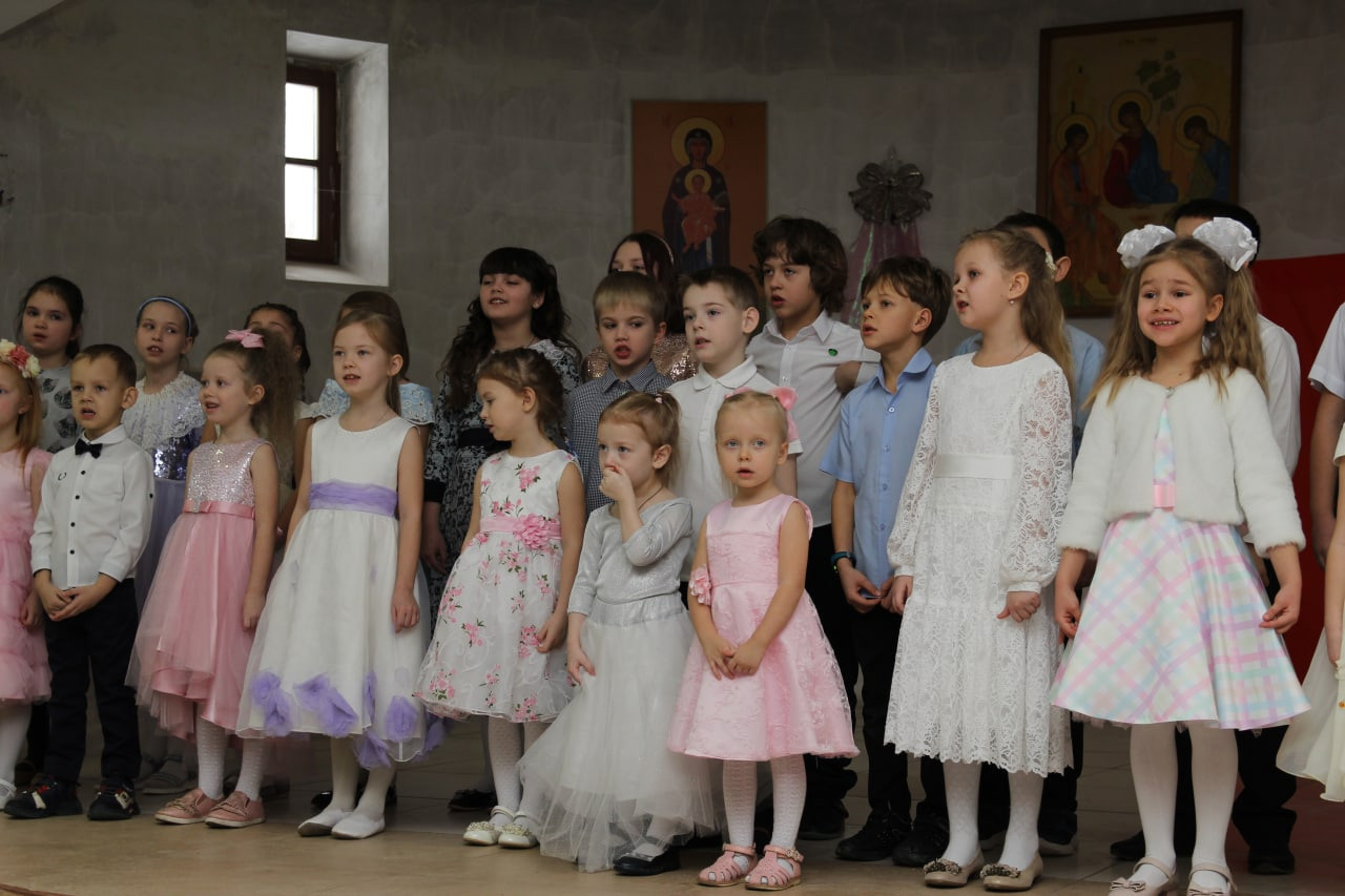 Сводный хор. Детский духовно-просветительский центр