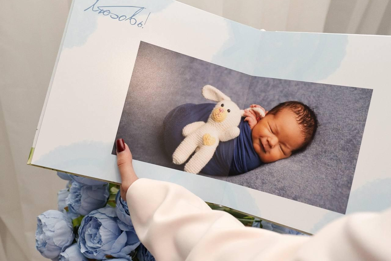 Фотокниги. Фотослужба «Малютка» в Наро-Фоминском перинатальном центре — сохраняем главные мгновения семьи и создаём премиальные фотокниги