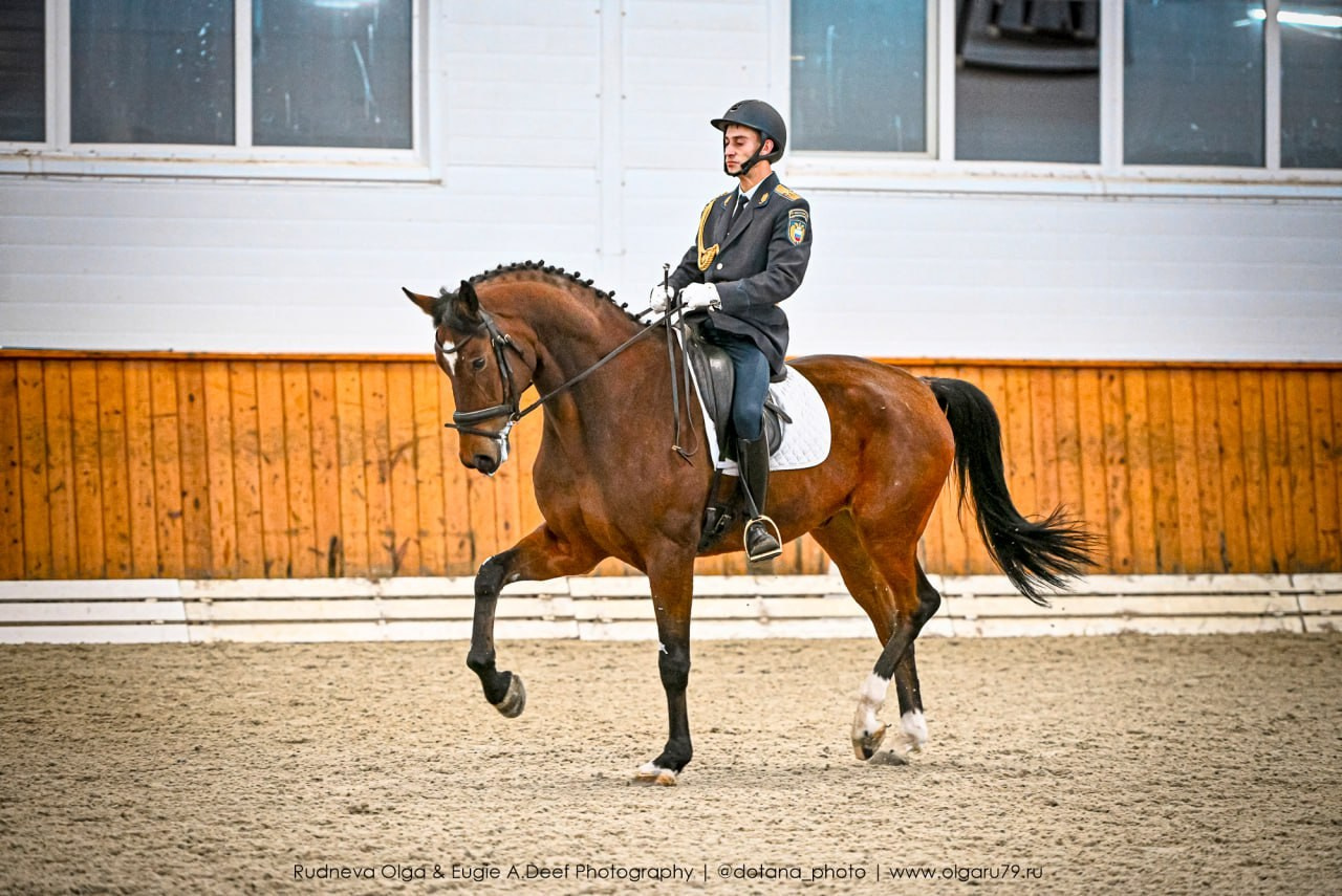 2025.12.21 — КСК Конкорд — выездка. ТУРНИРНАЯ КОННАЯ ФОТОГРАФИЯ, Руднева Ольга и Евгений Адеев