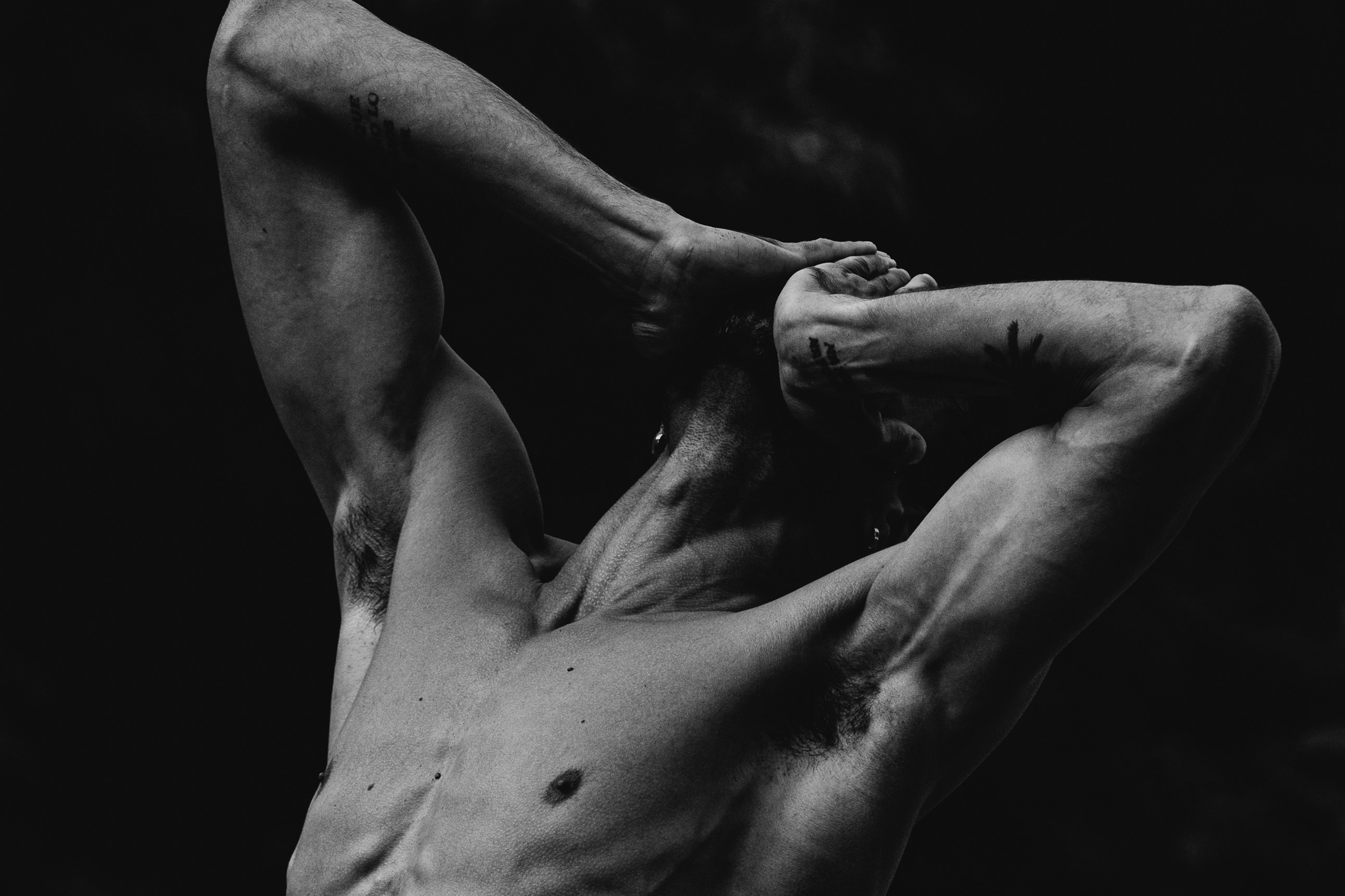 В стиле НЮ парень по п