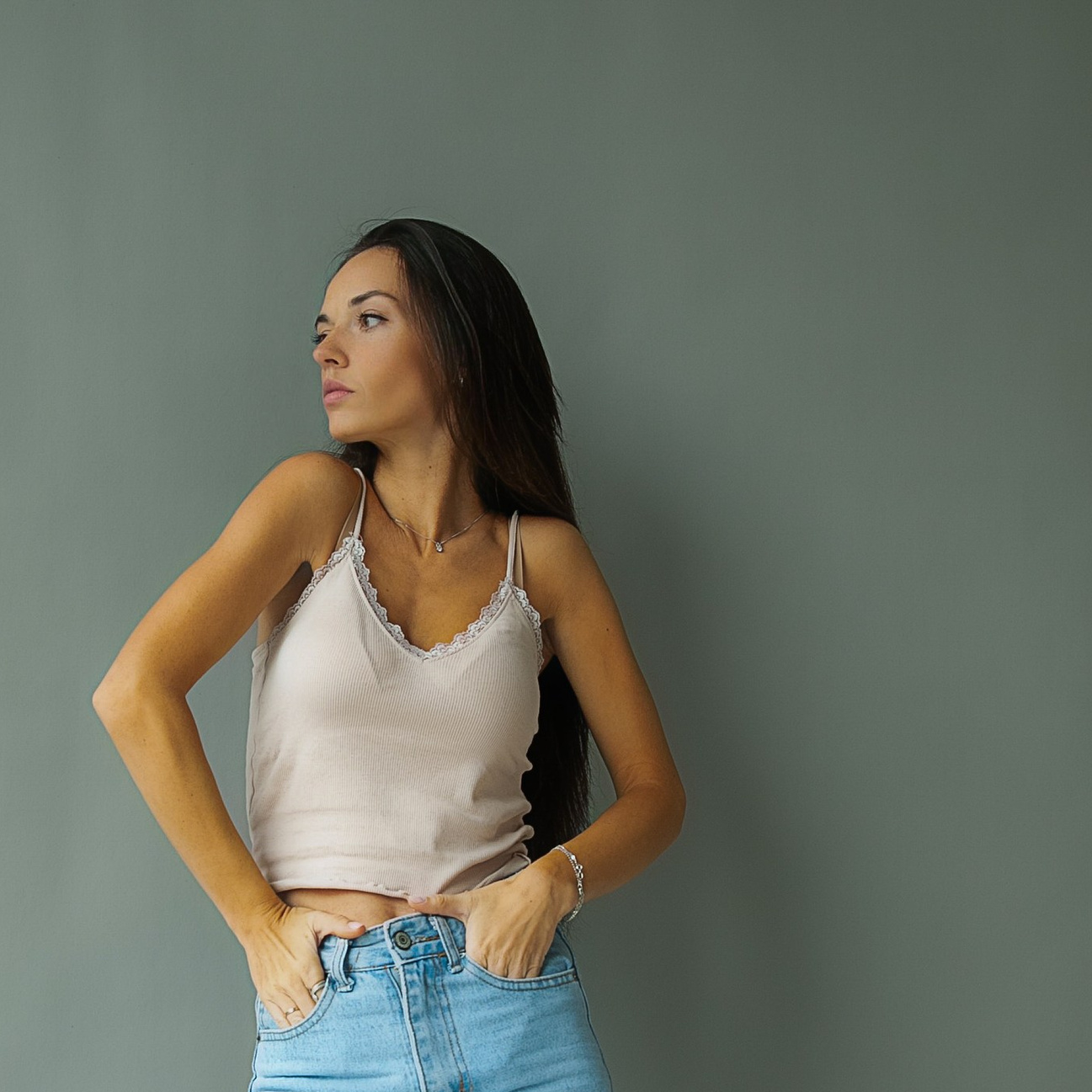 Контакты. Фотограф — Путилково, Москва