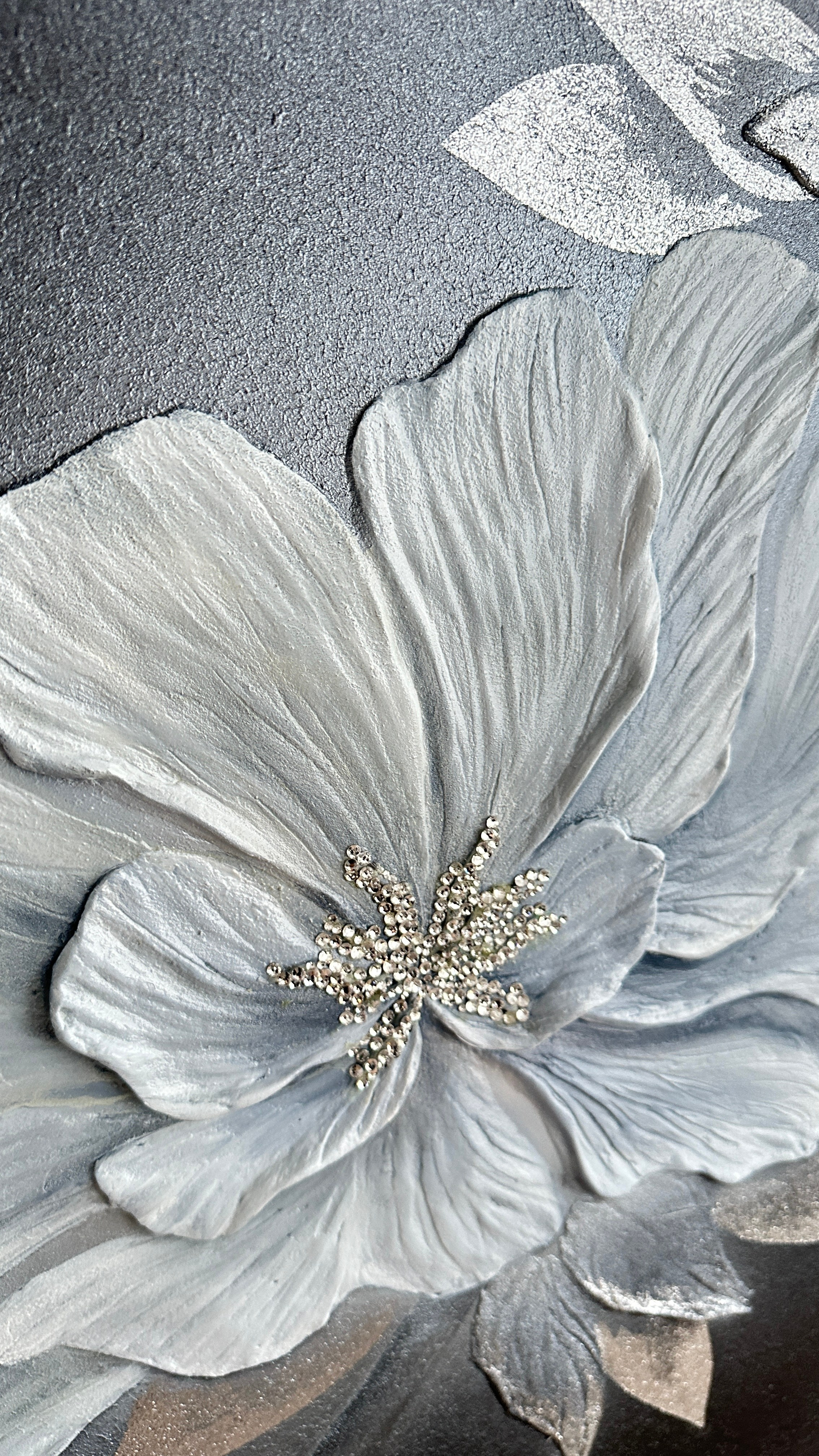 барельеф, панно, пионы, скульптор, декор, арт, геометрический барельеф, дизайн гостиной, интерьерные картины, декоративное панно