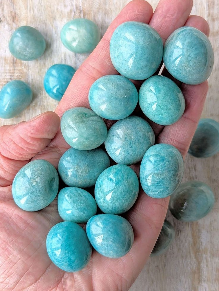 Амазонит. Marketillustration бесплатные открытки, пригласительные на день рождения, свадьбу, шаблоны для печати