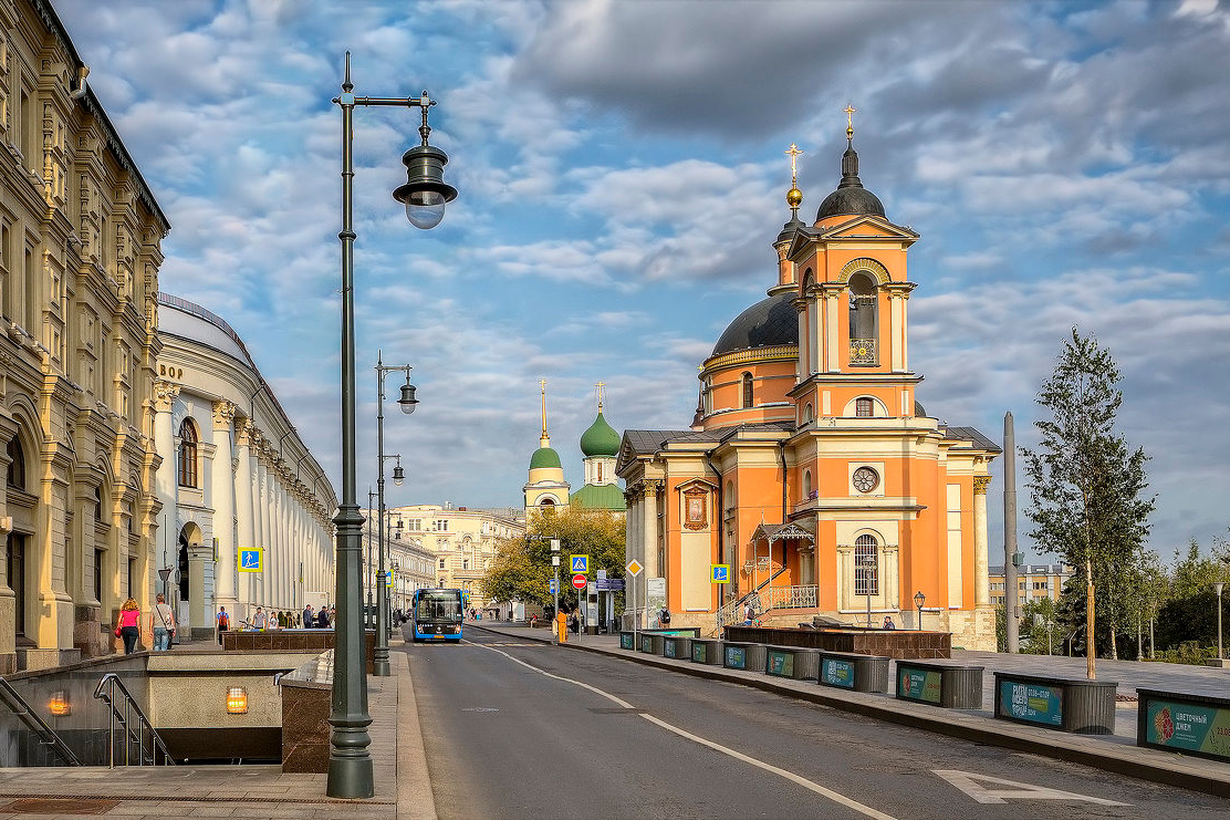 Красивые улицы для фотосессии. Фото Радости. Свадебный и семейный фотограф в Москве Юлия Самойлова
