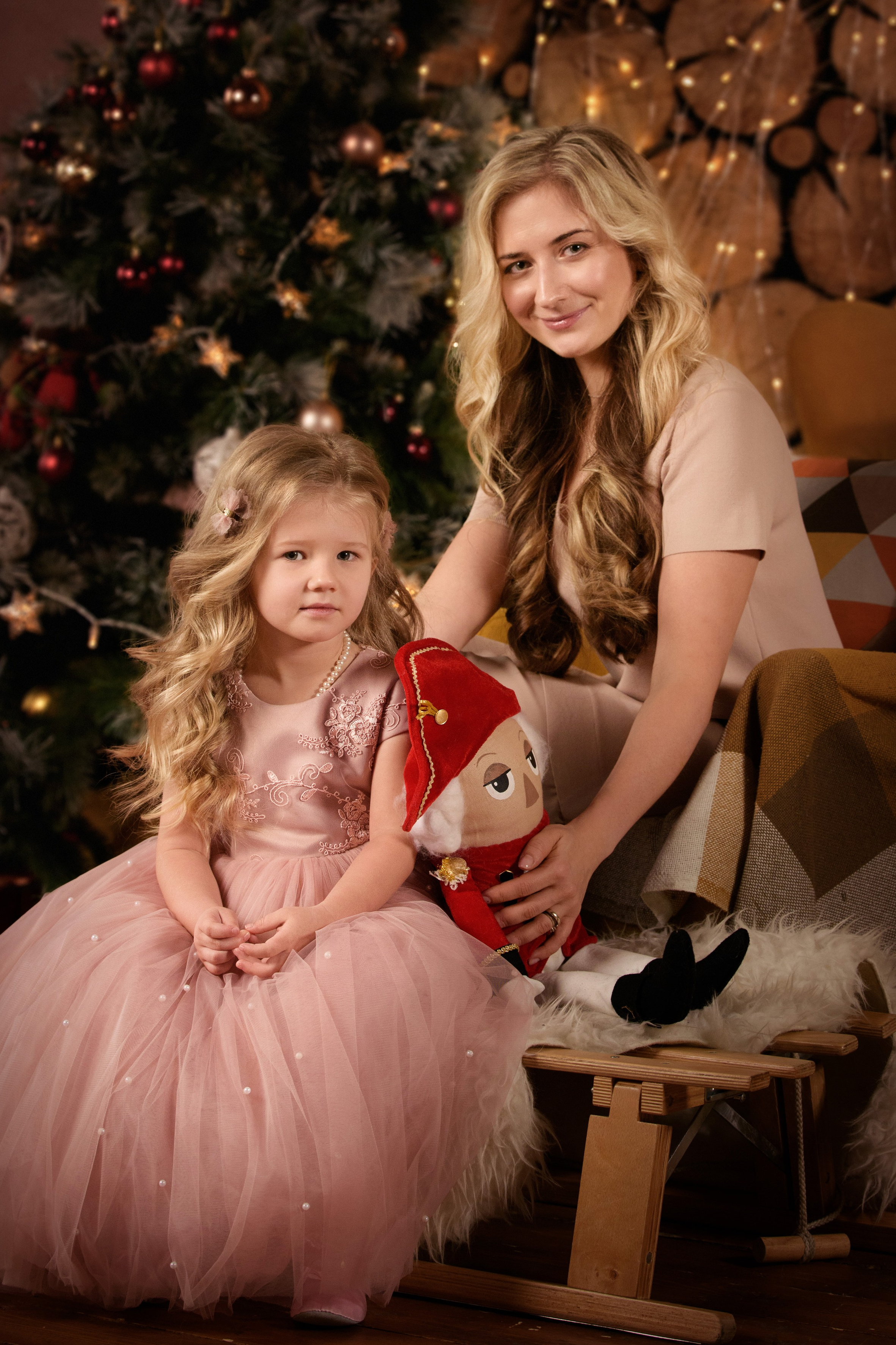 Новогодняя коллекция — 2025. Тепло зимнего вечера. Антон и Татьяна Денисенко