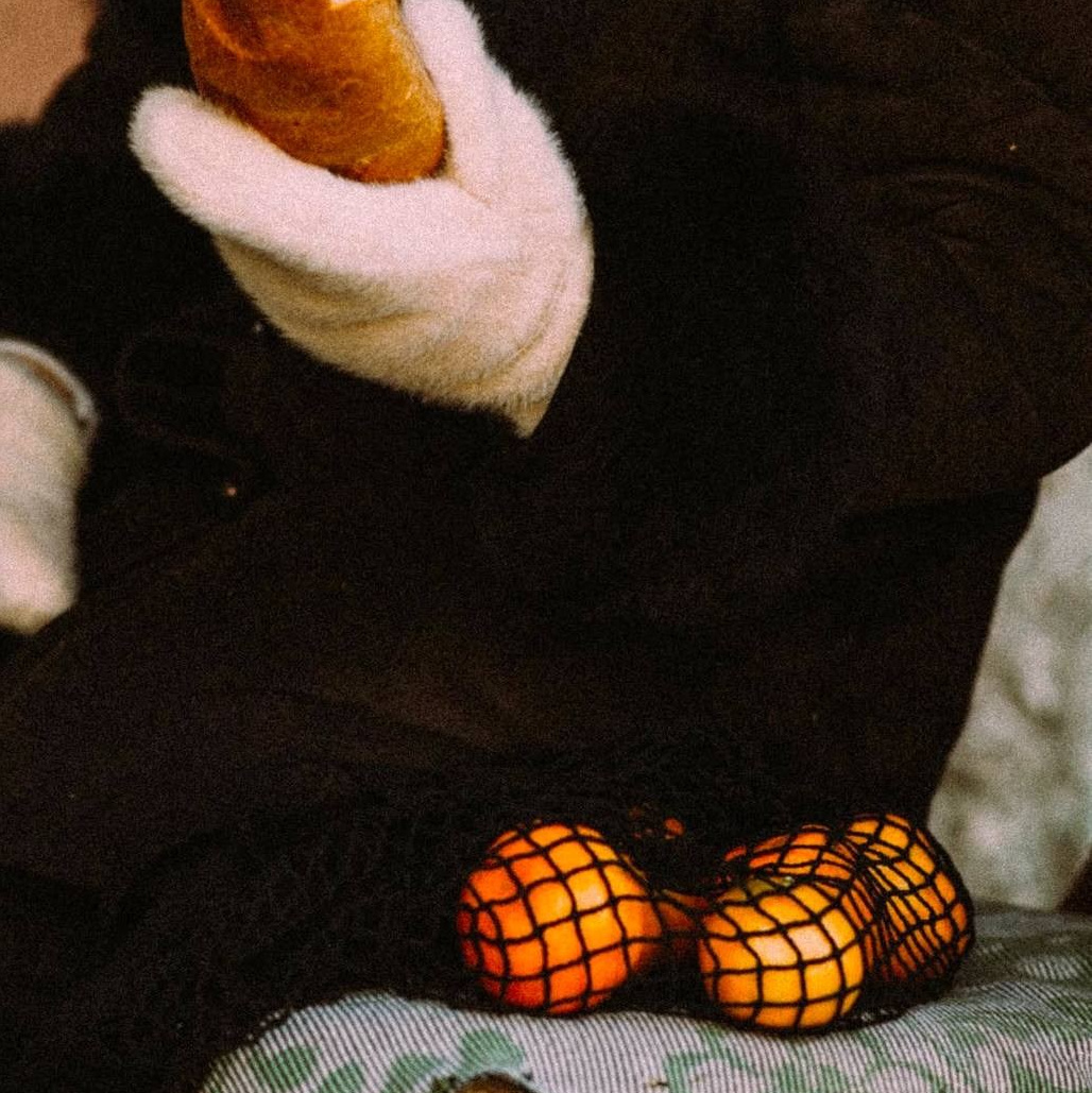 Контакты. Фотограф Лана photowenes