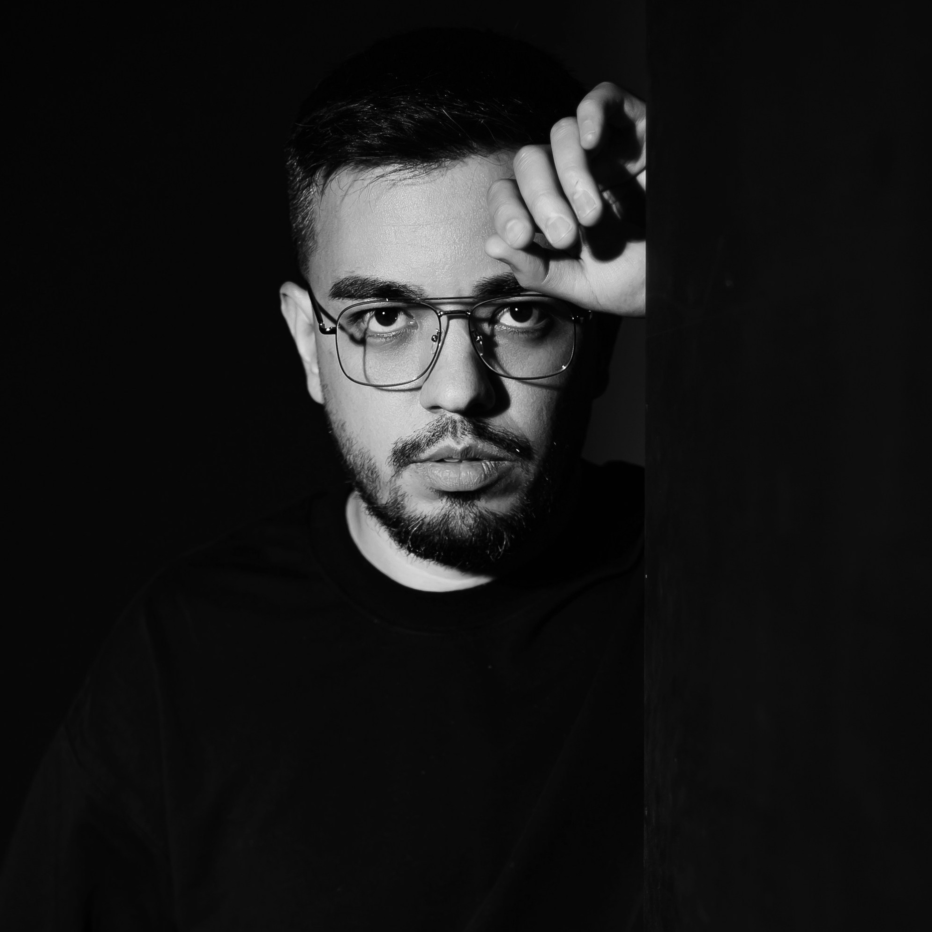 Контакты фотографа Тимура Аминова — записаться на фотосъёмку. Тимур Аминов | Фотограф в Кемерове