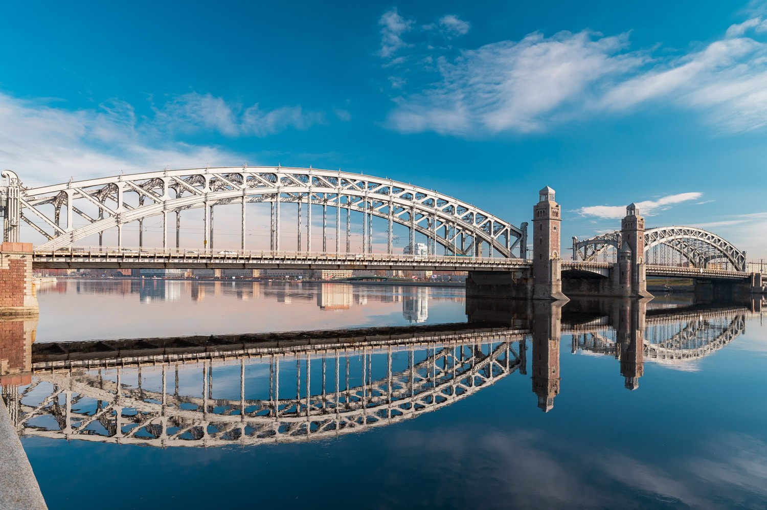 Продажа авторских фотопостеров с видами Европейских городов, Санкт-Петербурга, пейзажей России и Европы. Фотограф | Рустам Загидуллин | Санкт-Петербург