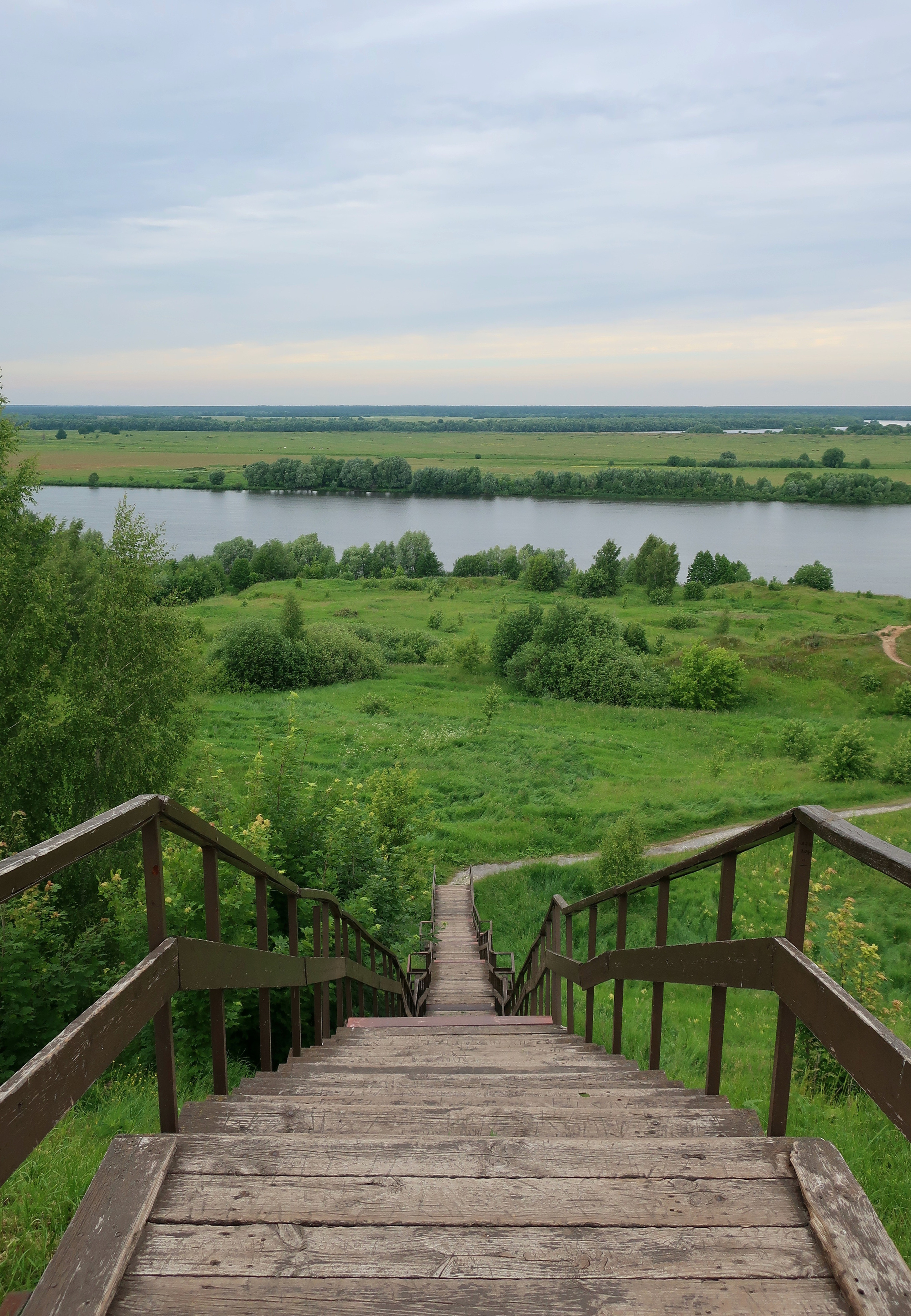 Родина Сергея Есенина: Дом-музей поэта в селе Константиново на берегу. Проект «Фотокладовка»: блог уличной фотографии в формате street photo