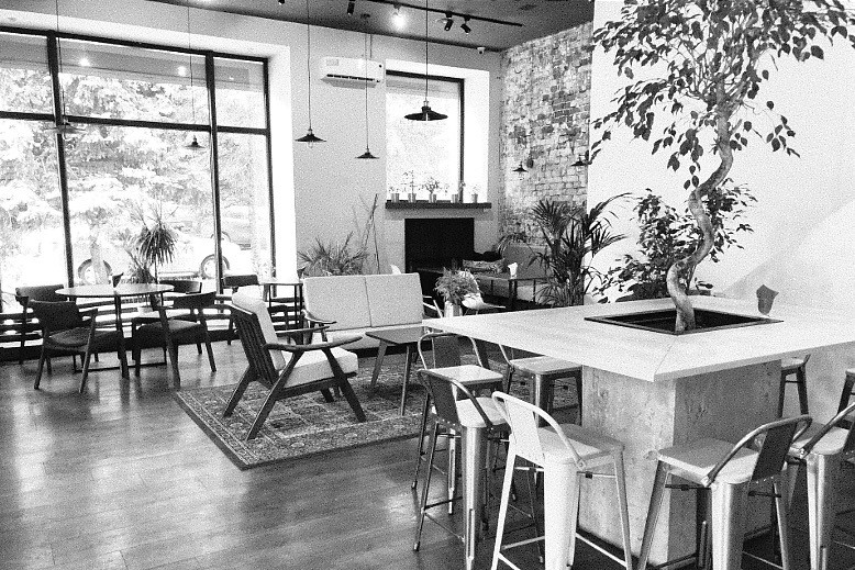 «МЫ ХОТЬ И ПАРИКМАХЕРСКАЯ, НО У НАС СВОЯ ГЛУБОКАЯ ФИЛОСОФИЯ»