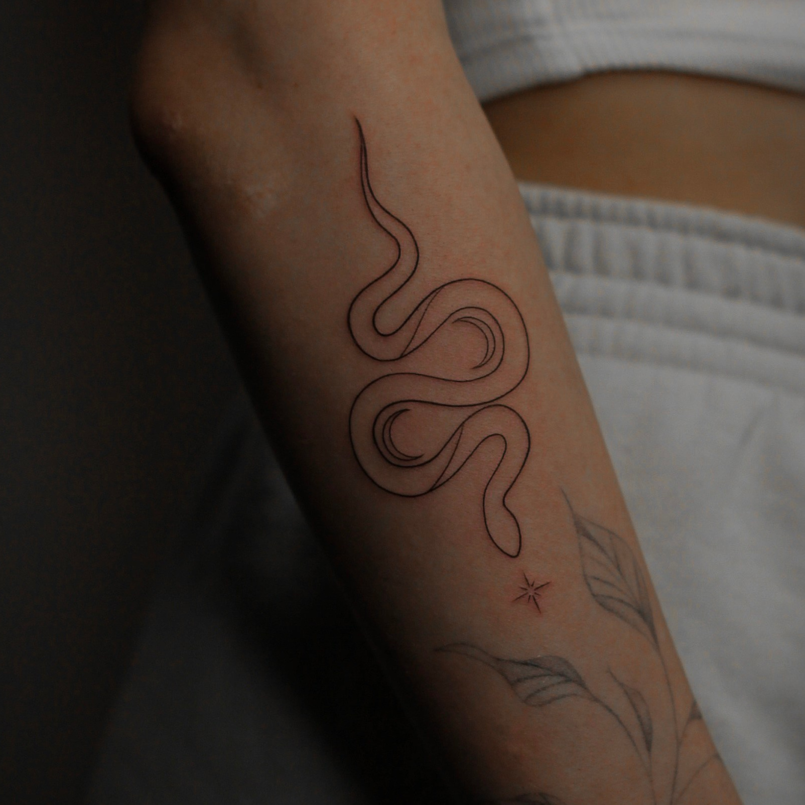 Мини тату. Женский фотограф и мини-тату мастер Москва Юлия Солодкина