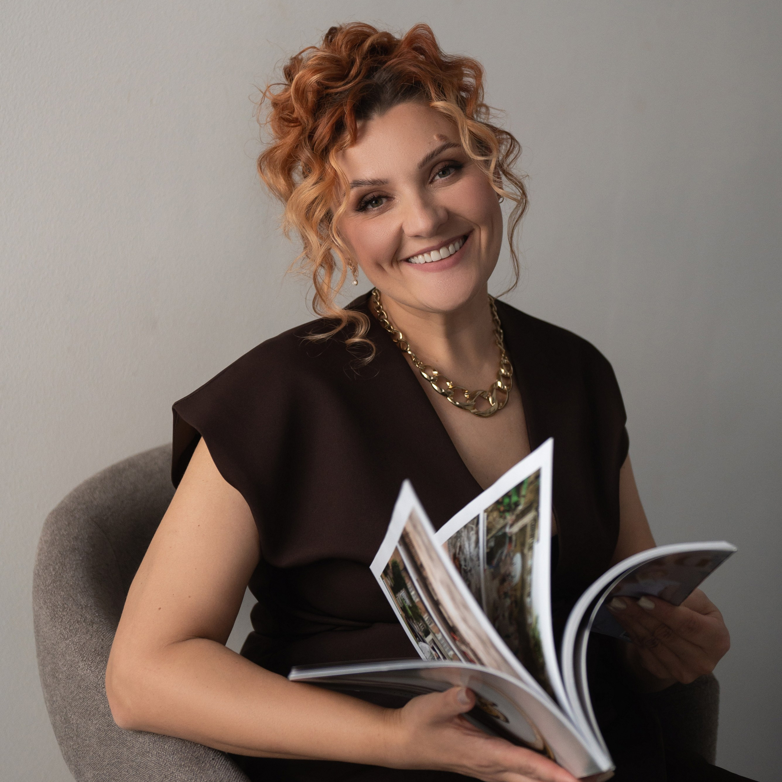 Меня зовут Ксения — я основательница SMOLNIKOVA WEDDING