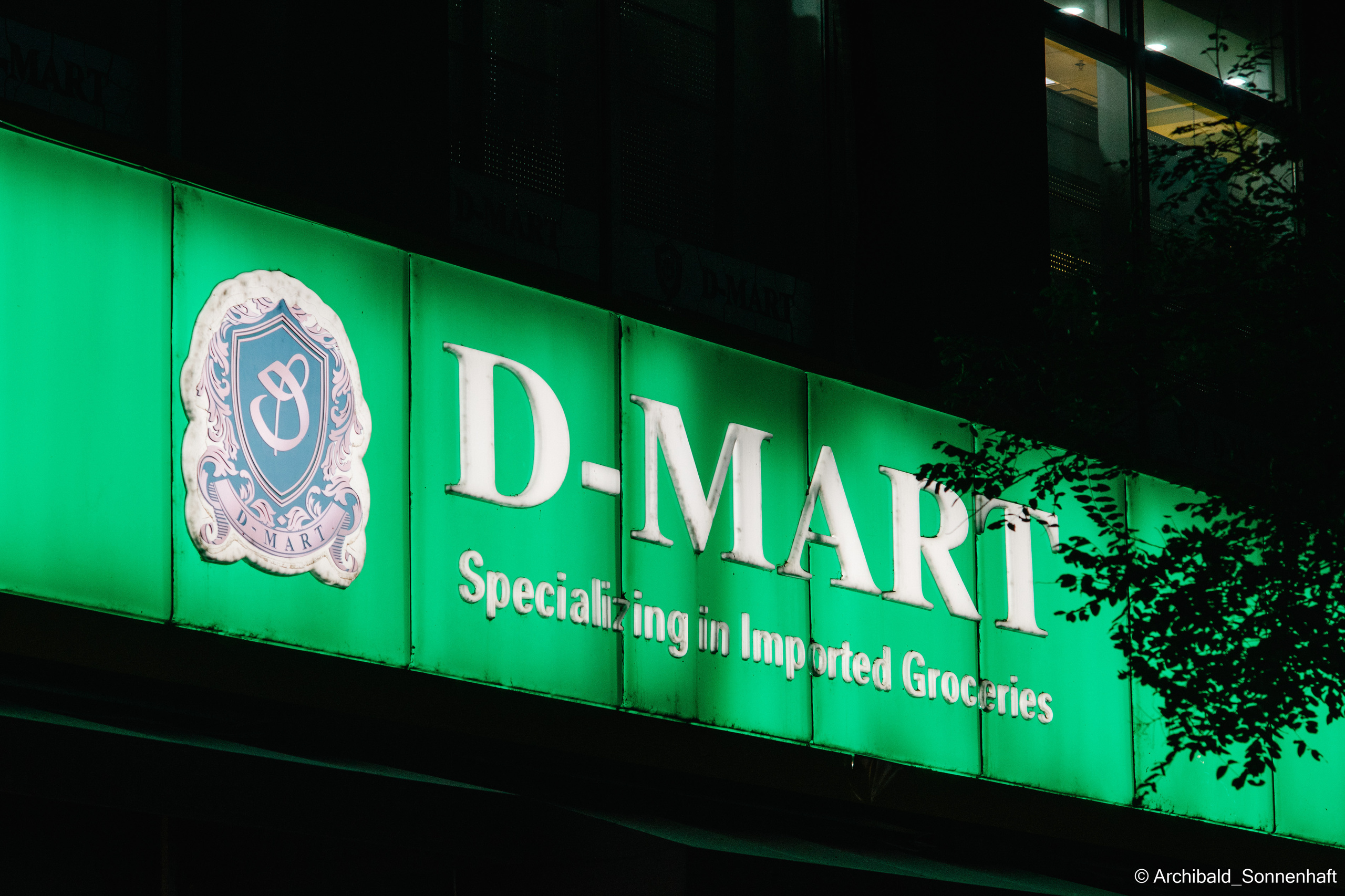 Aocheng. Photographer in Guangzhou, China. Archibald Sonnenhaft