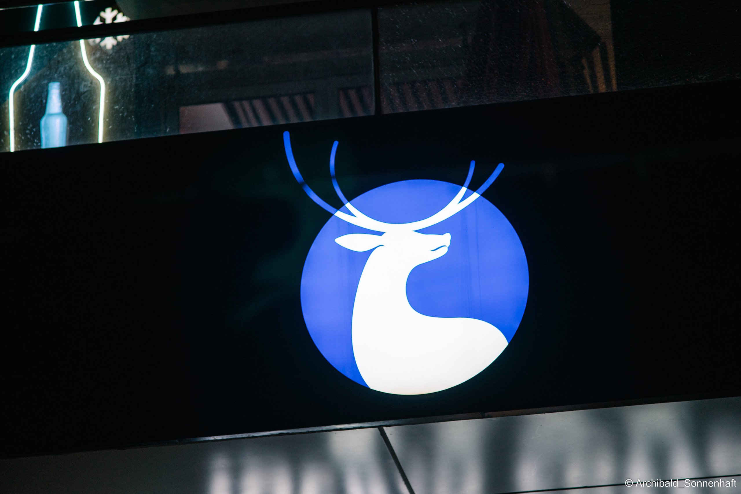 Aocheng. Photographer in Guangzhou, China. Archibald Sonnenhaft